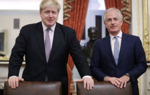 The meeting with Boris Johnson included Senator Corker, House speaker Paul Ryan and Senate majority leader Mitch McConnell. 