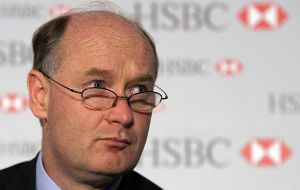 Chairman of HSBC, Douglas Flint, told a committee of MPs that 1,000 jobs at his bank's London offices would move to France once Brexit was triggered
