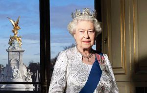 In 2015 when the Queen became the longest-reigning monarch in British history, she admitted that the royal record was”not one to which I have ever aspired”.