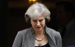 The draft legislation was approved 494 votes to 122, and now moves to the House of Lords. PM Theresa May wants to trigger formal Brexit talks by the end of March. 