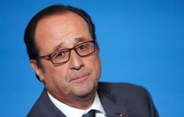 President Hollande suggested that UK involvement in EU defence should continue, Europeans need to show strength and solidarity in the face of Trump’s “ignorance” 