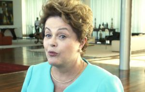 Ex president Rousseff did not deny the rumors, though she lived in the Alvorada palace and rejected the idea that ghosts were worth fearing.
