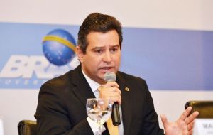 “The auction was a resounding success,” said Transportation Minister Mauricio Quintella, highlighting the private investment without subsidized 