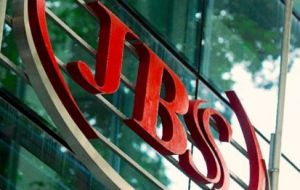 JBS, BRF SA and dozens of other meat packers are under investigation by federal authorities who allege the meat packers paid bribes to meat inspectors 