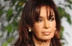 Cristina Fernandez presented a legal brief stating she was the victim of a “political-magistrates” operation to discredit her family sponsored by president Macri.  