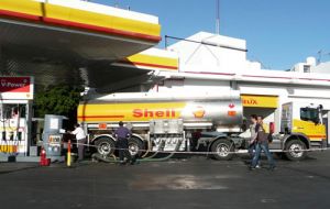 The assets, including a 113,000 barrel-per-day refinery in Buenos Aires, were put on the block as part of Shell's program of asset sales
