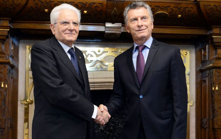 “The visit of president Mattarella is evidence of the affection of Italy towards Argentina but also of trust in the process that was started in 2015”, Macri said