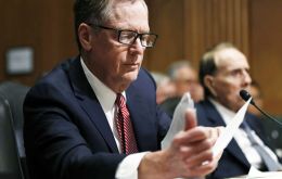 In a letter to congressional leaders U.S. Trade Representative Robert Lighthizer said the administration would start talks on the Nafta deal in as few as 90 days. 