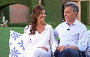 The matter is that Macri was born to a rich home and had all the money he needed to make politics even before he was born. 