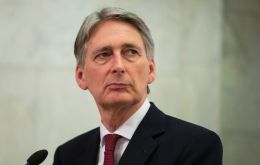 Hammond said the UK government had to “focus relentlessly” on the key components of a free trade deal and customs agreement that “minimizes friction”