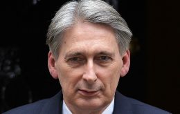 “Many things would look similar” the day after Brexit - on 29 March 2019 - as the UK moved gradually towards a new relationship with the EU, Hammond said