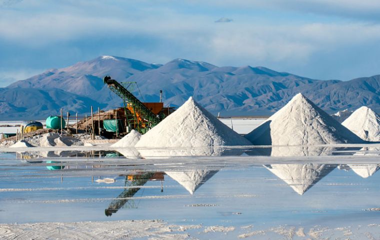 Argentina is the world’s third-largest producer, with some 30,000 tons per year, but that is less than half of Chile’s annual output of 70,000 tons. 