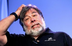 Signees included several of the architects of the early internet and world wide web, such as Vint Cerf and Tim Berners-Lee, along with Steve Wozniak (Pic)