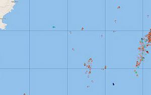 Fishing vessels, some 200+, in orange on the high seas 400 miles north of the Falklands - inset gives scale mile.