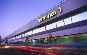 UK’s only hub airport delivered outstanding customer service in 2017, and was named ‘Best Airport in Western Europe’ for the third year running