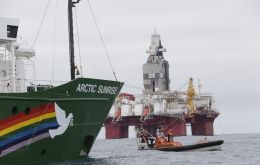 Scientists aboard a Greenpeace ship documented the existence of coral in an area off the northern coast of Brazil and Total’s plans to drill for oil should be banned