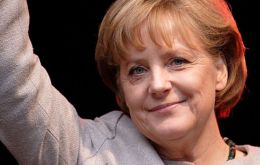Merkel spoke about European unity at an award ceremony in the city of Aachen, where she praised president Emmanuel Macron for his “contagious enthusiasm”