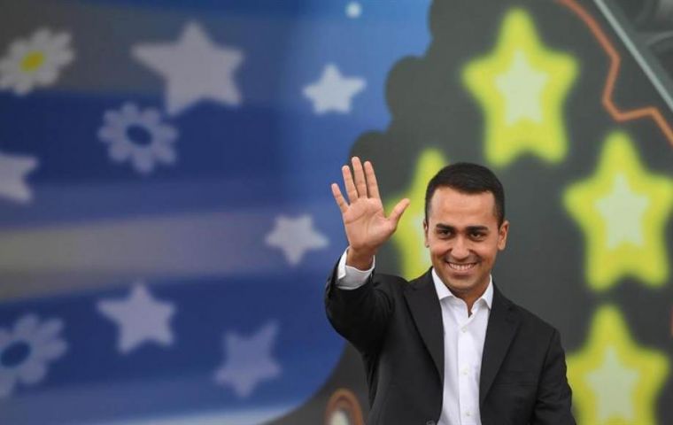  “More than 94% of 5-Star Movement members said yes to the contract for the ‘Government of Change’!”, 5-Star’s leader Luigi Di Maio said on Facebook