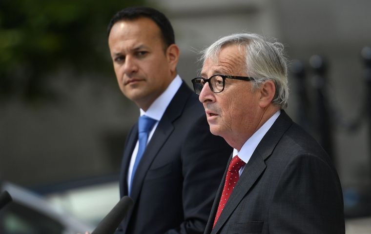 Juncker assured Taoiseach Leo Varadkar that the EU would not waver on what he made clear was a pivotal issue.