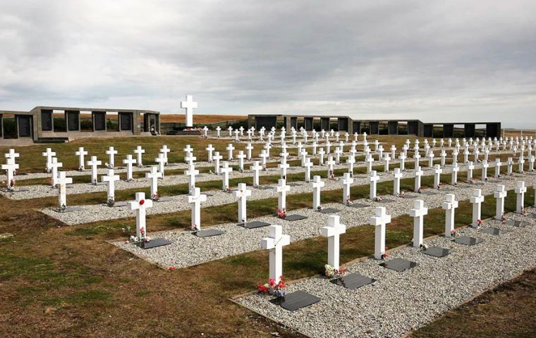 The Argentine military cemetery at Darwin 