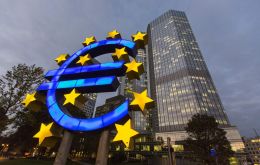In Frankfurt, the European Central Bank decided to kept its benchmark interest rates unchanged on Thursday, which was widely expected