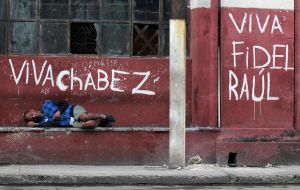 According to Maduro, extreme poverty decreased from 4.4% to 4.3%. However, the National Survey of Living Conditions indicates that extreme poverty grew by 61% in 2017
