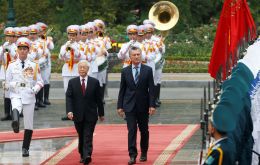 President Macri said Vietnam was Argentina's fifth largest global trade partner and second largest in Asia, and expressed his admiration for Vietnam’s dynamism 