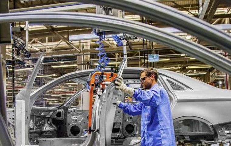 Automakers in Brazil produced around 257,200 new cars and trucks last month, while sales totaled about 198,600 vehicles, according to industry group Anfavea. 