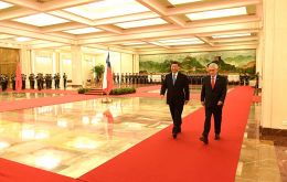 Xi met Chilean president Sebastian Piñera in the Great Hall of the People in Beijing. Piñera is on a five-day state visit to China