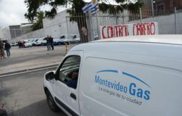 It was agreed that all necessary administrative measures will be taken to put an end to the Conecta S.A. and Distribuidora de Gas Montevideo concessions 