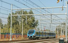 The Santiago to Milipilla line, which will connect to the Santiago metro, will have 11 stations and three lines, one of which will be devoted to freight transport.