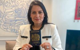 Interior Minister Priti Patel said that Hong Kong people with British National Overseas visas would be able to apply for citizenship starting from January 2021.