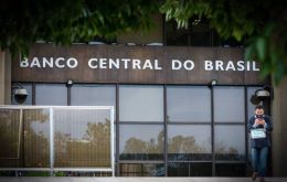 The shortfall, excluding interest payments, expanded in the first eight months of the year to 601.3 billion reais