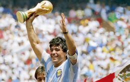 Maradona died from a heart attack and his funeral will take place at the Casa Rosada from tomorrow