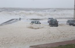The subtropical cyclone described as “atypical” hit the Uruguayan coasts Tuesday, mainly in Maldonado and Rocha