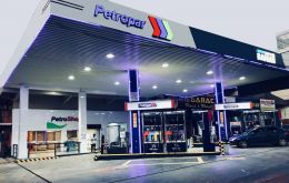 In Paraguay there are approximately 35 gas stations per 100,000 inhabitants