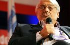 Mendez said that Kicillof is proving he can be a minister, but that post is still too big for him, he needs more experience