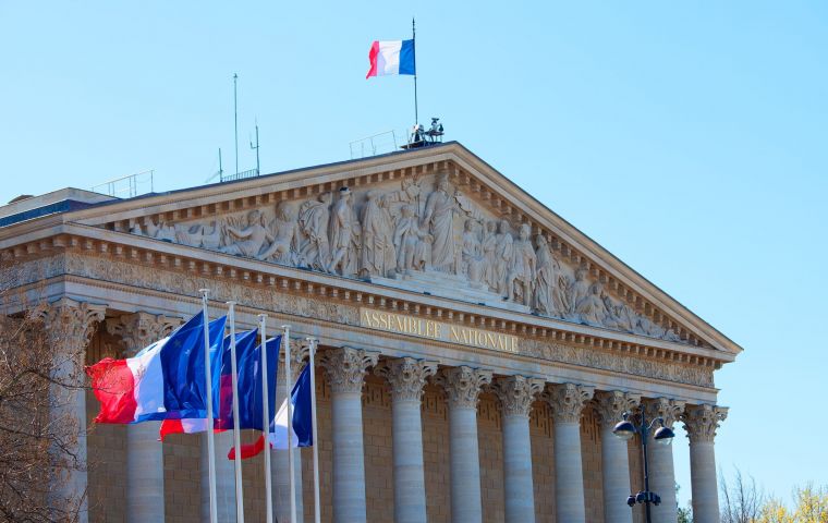 France's Senate joined the Lower House in an unusual display of consensus in an otherwise politically divided country 