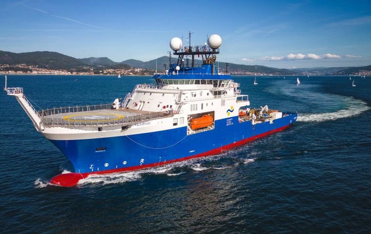 The Institute’s research vessel, the Falcor(too), will map the waters surrounding the Antarctic Peninsula in the Bellingshausen Sea in early 2025.