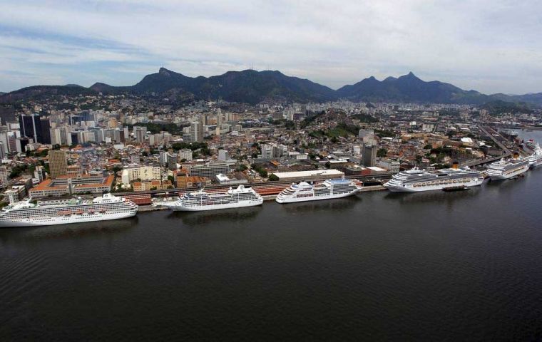 Between December 25 and 31, over 22,000 tourists are expected through the Mauá Pier terminal