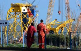 UK Gov backs deal by Spanish shipbuilder Navantia to save 350 Scottish jobs at yards in Fife and on Lewis, safeguarding cornerstone of defense and clean energy (Pic Getty Imagines