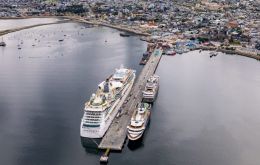 The main wharf of the Ushuaia Port