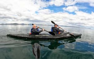 Former marine Tom Rendell (R) is leading the expedition (Pic Cockleshell22)