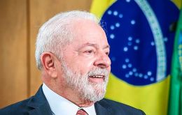 Lula is losing popularity and is making moves across the board to bounce back