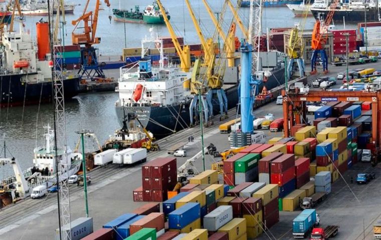 The drugs involved a container in the vessel Grande Nigeria, from the Grimaldi Group, during February according to Uruguayan prosecution sources.