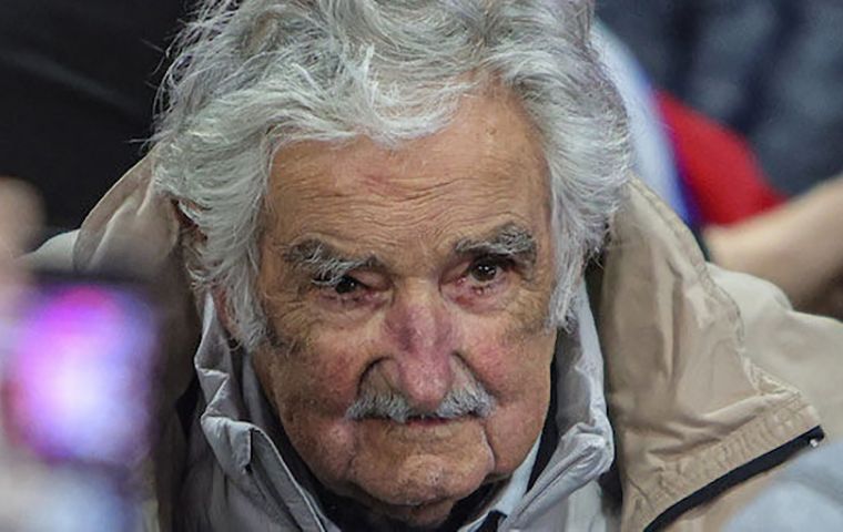 “This talk of prioritizing the country is all just talk,” Mujica also said about Uruguayan politicians 