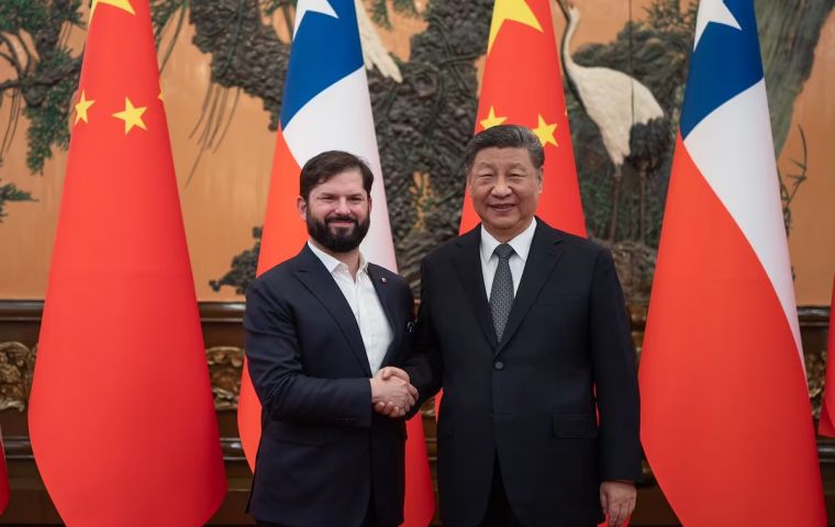 Boric told Xi Jinping that commerce should benefit people reciprocally, not serve one country’s interests