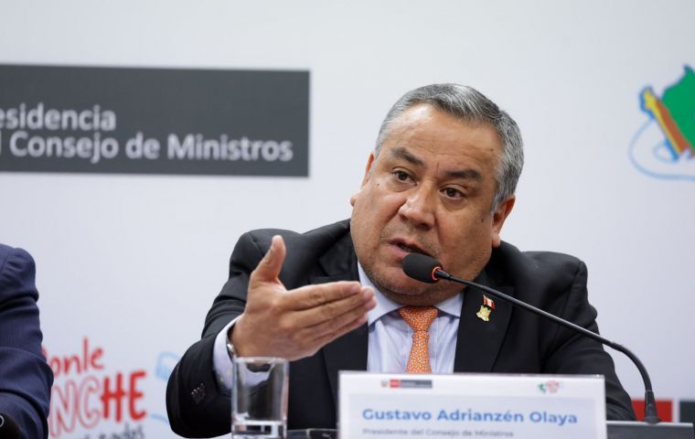 With his resignation, Adrianzén neutralized a motion of censure against him
