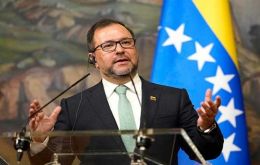 Venezuelan Foreign Minister Yván Gil  blamed “cheap propaganda designed in the laboratories of the US Southern Command” for the alleged incidents 