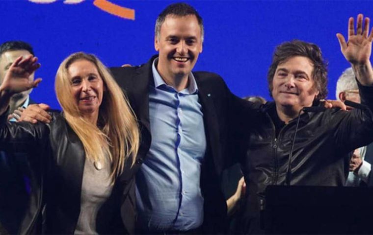 Spokesman Adorni (C) got over 30% of the vote